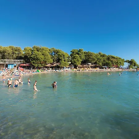 Lovely In Pakoštane