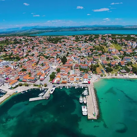 Lovely In With Wifi شقة